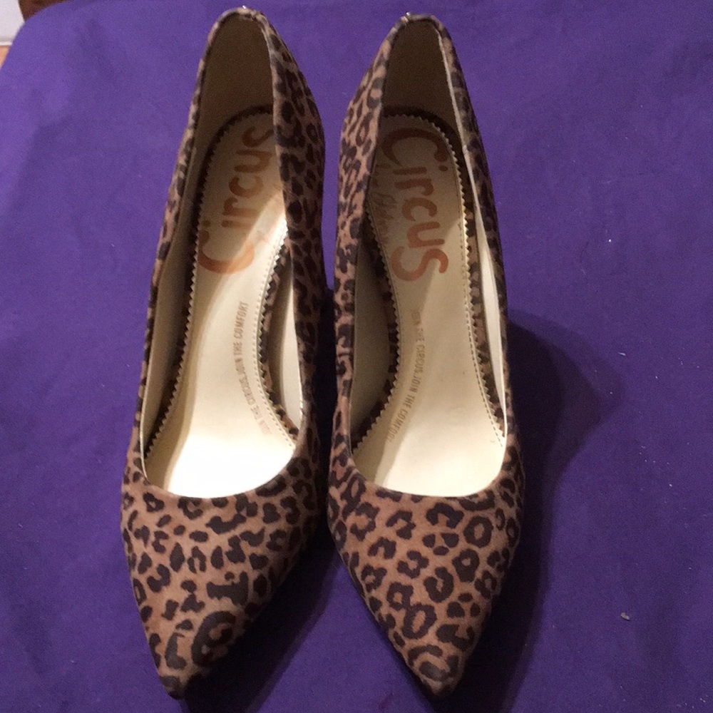 Circus by Sam Edelman Brown Heels Stylish Comfort